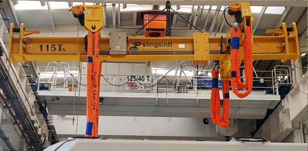 Nacelle lifting tool